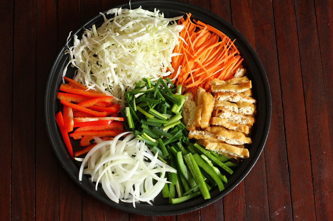 Hướng dẫn cách làm bún gạo xào chay