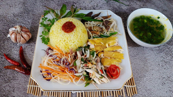Hướng dẫn cách làm cơm gà Hội An nhanh chóng - chuẩn vị