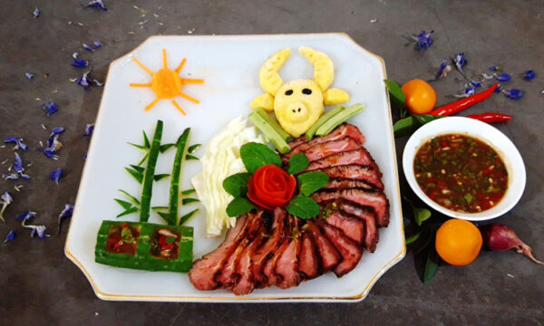 Hướng dẫn cách làm món Salad "Hổ khóc" kiểu Thái